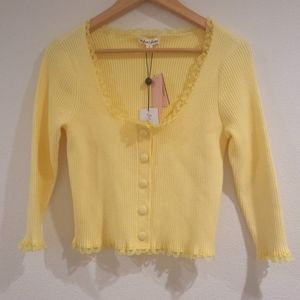Lovely "for Love & Lemon" light yellow stretchy top, size small, brand new